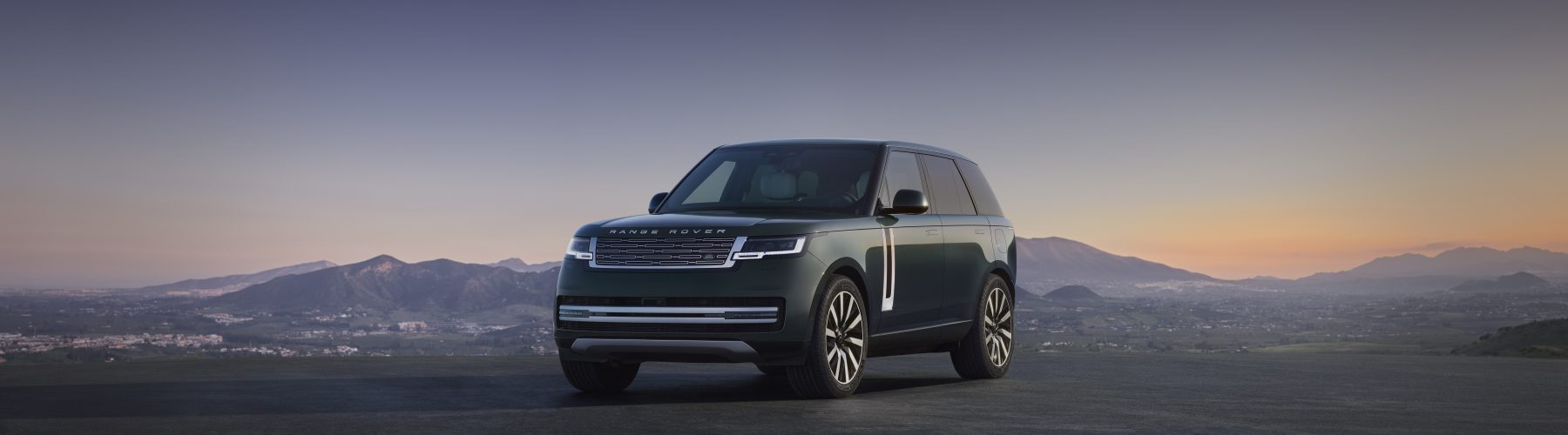 Range Rover Electric: 800-Volt Architecture Built in Solihull