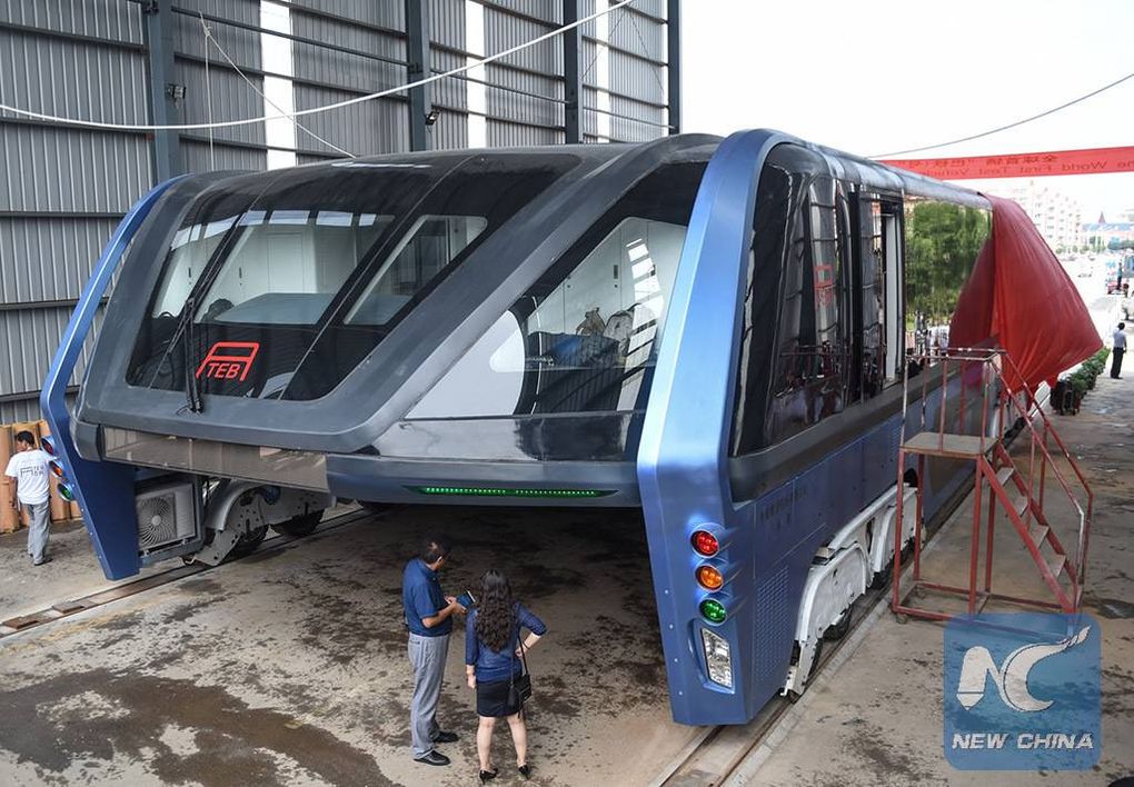 8 Reasons China's New Traffic-Straddling Bus Is So Fascinating Automotive & Transport, Engineering News