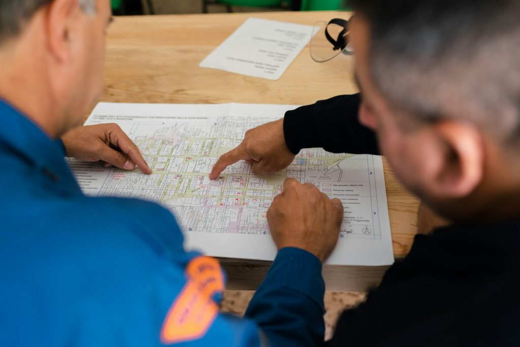 What civil engineers do, pay and how to become one 2 Structural engineers assess evacuation and disaster relief map